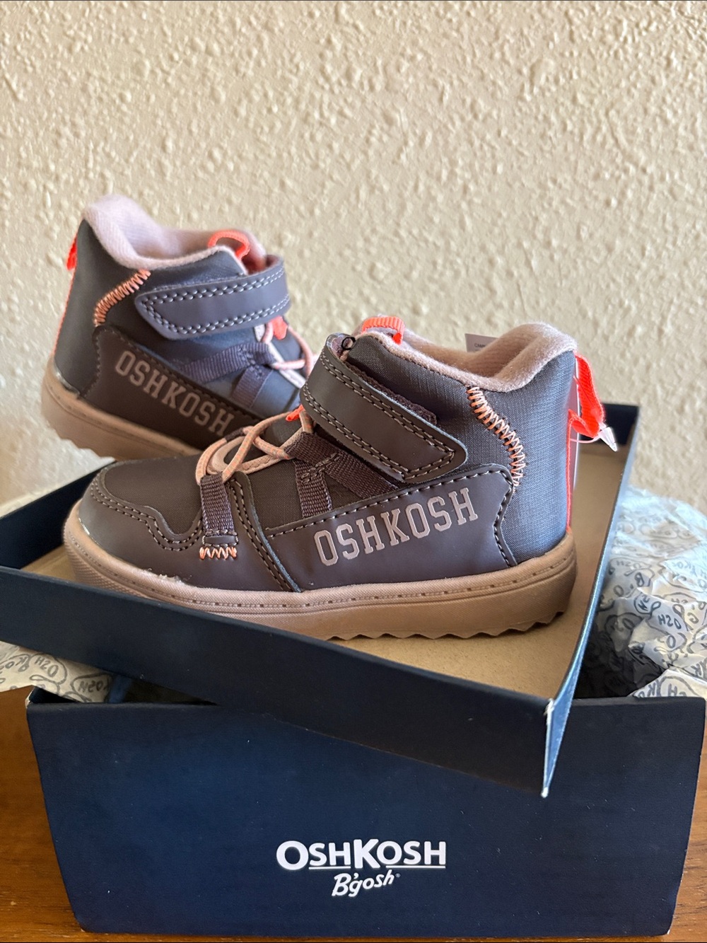 OshKosh B'gosh mauve Toddler High-Top Sneakers